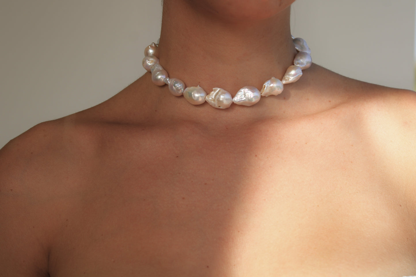 "IRIDA" necklace