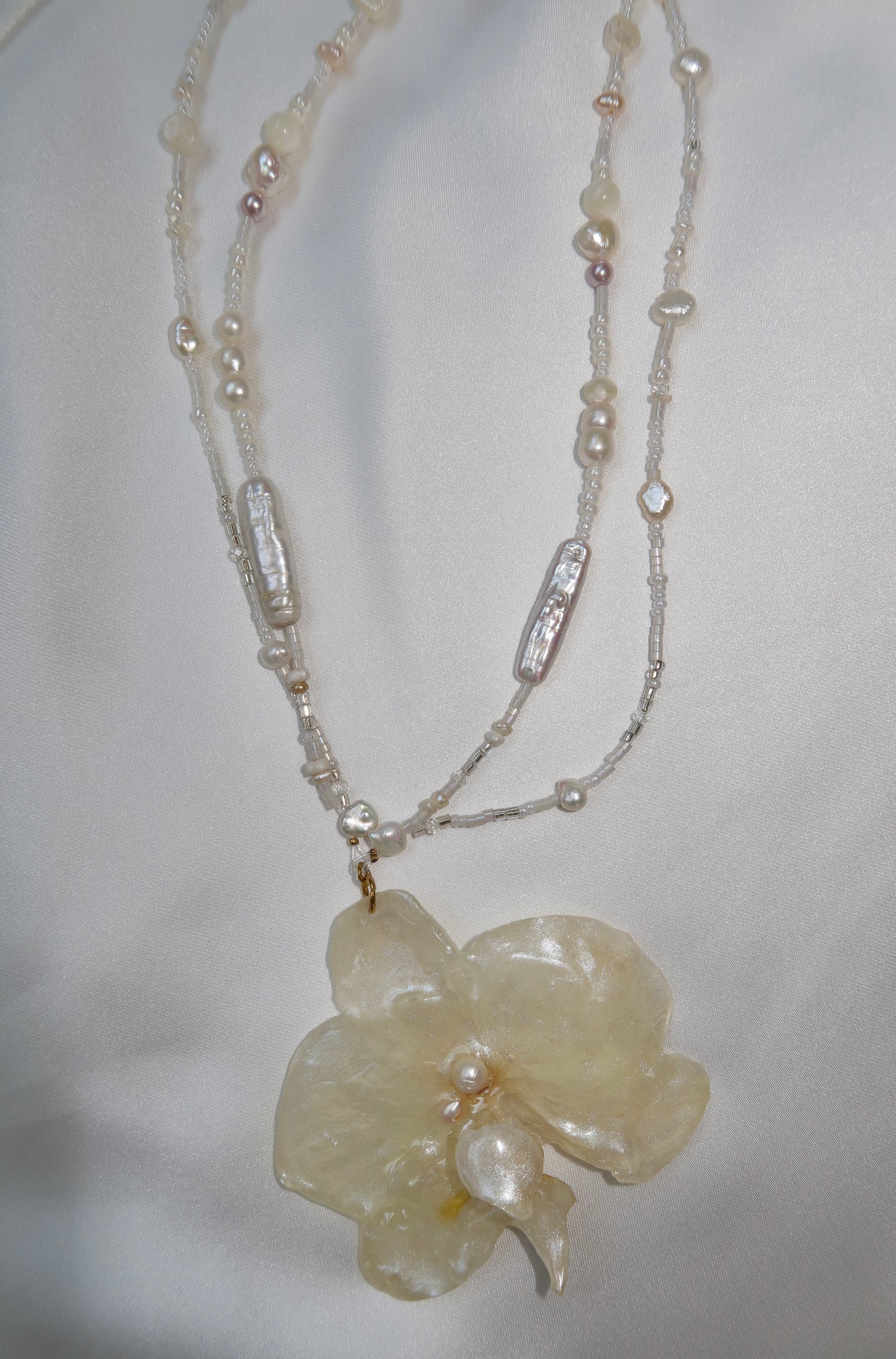 "CELESTINE" Orchid Necklace