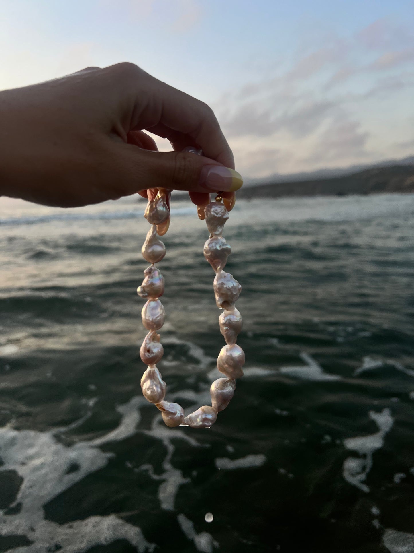 "IRIDA" necklace